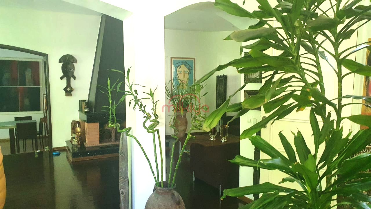 Villa 293 m² à Ain Diab — 2