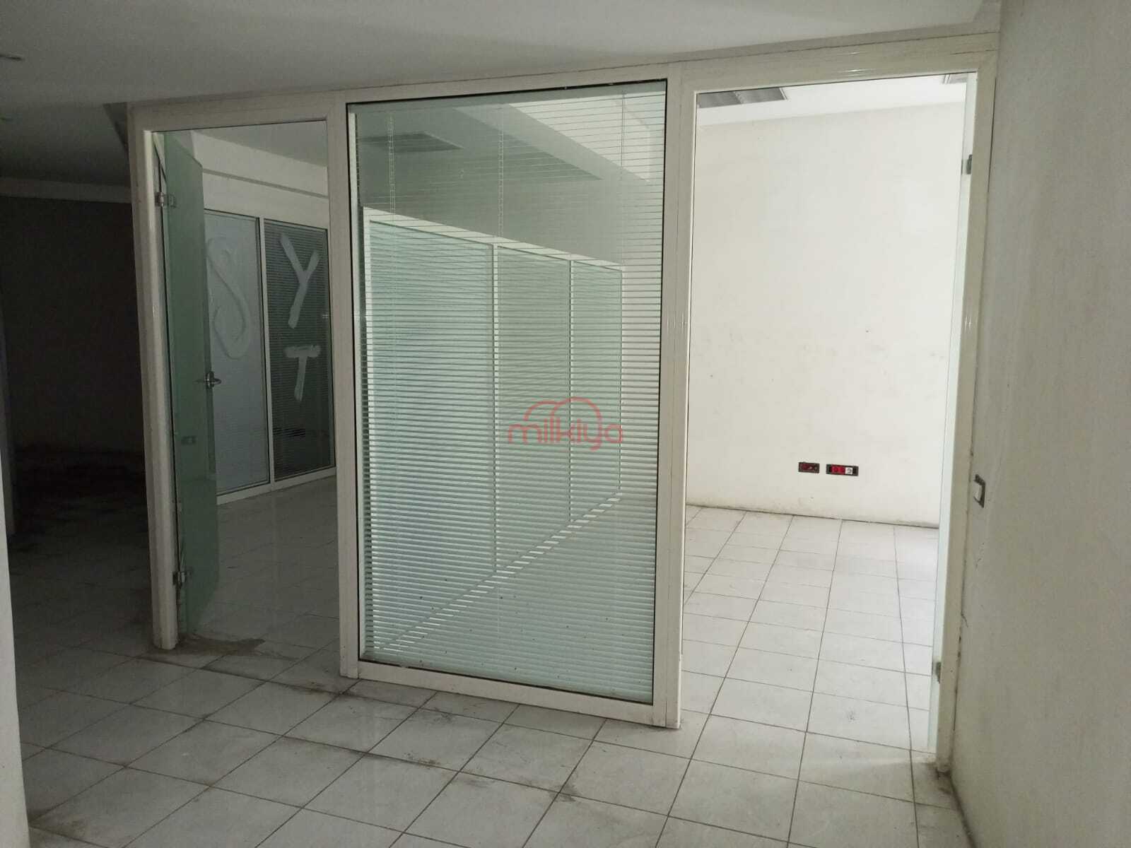 Bureau 2666 m² à Mers Sultan — 8