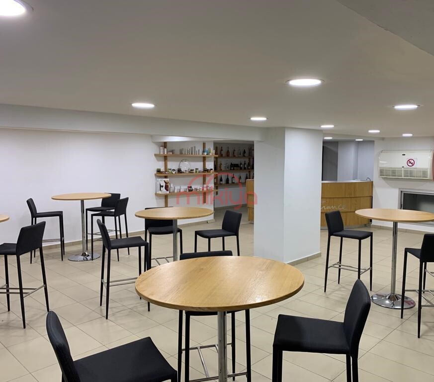 Vente Local à Casablanca — 2